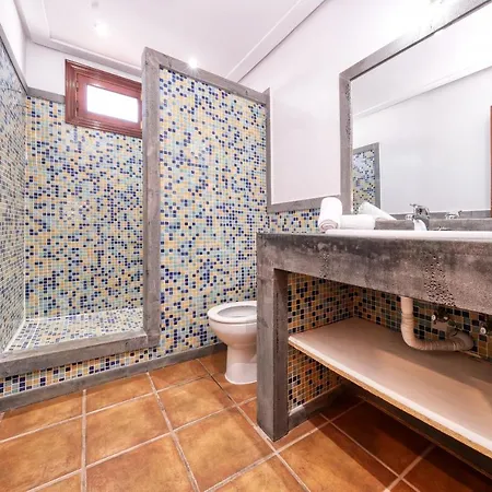 Aurelia-pool, Jacuzzi And Solarium *