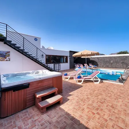 Aurelia - Pool, Jacuzzi, Bbq And Ping-pong By Lanzarote פלאיה בלנקה