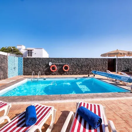 Villa Aurelia - Pool, Jacuzzi, Bbq&ping-pong By Lanzarote